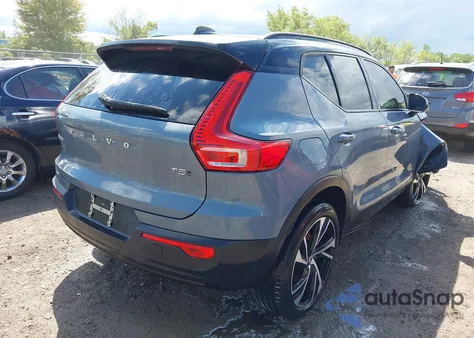 2021 Volvo Xc40 T5 R-Design from USA, damaged, VIN YV4162UM5M2470656
